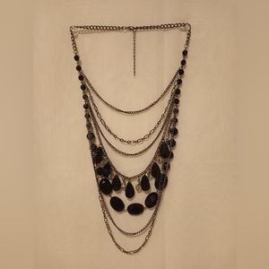 Vintage style drape necklace